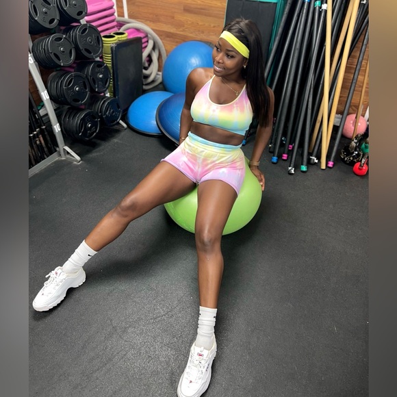 Women’s large sports set - Picture 3 of 10